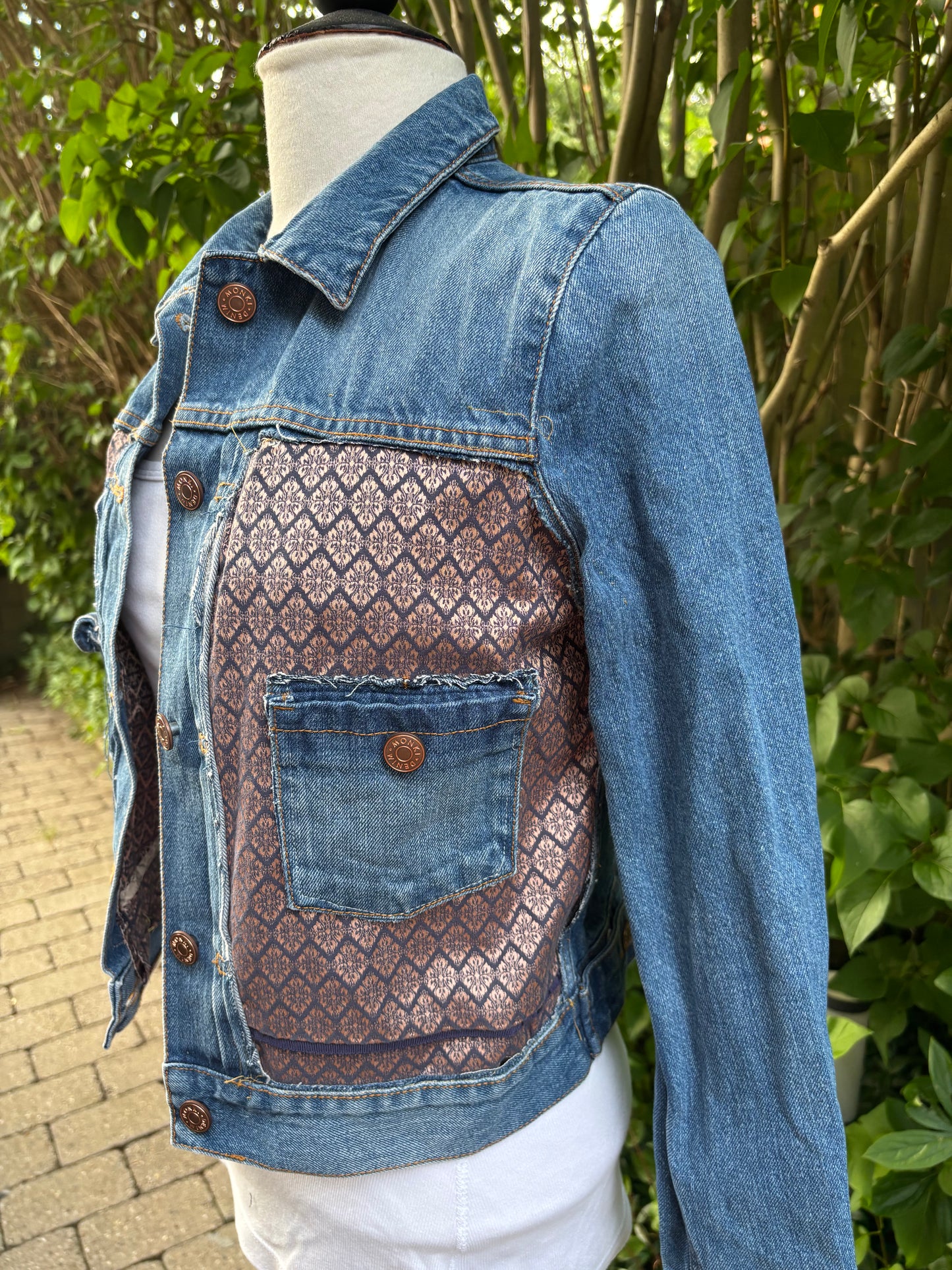 The Nomad - Wander far, wear your story.